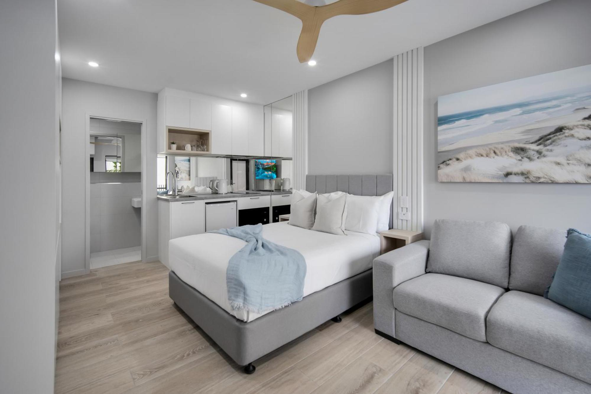 Belmoral Corporate Suites (Adults Only) Таунсвилл Экстерьер фото